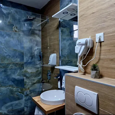 Infinity & Privat Garage