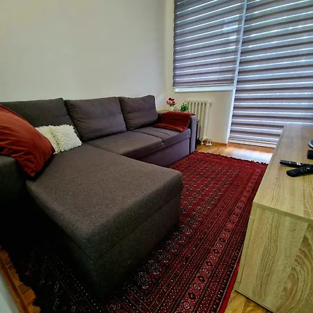 Infinity & Privat Garage * Sarajevo