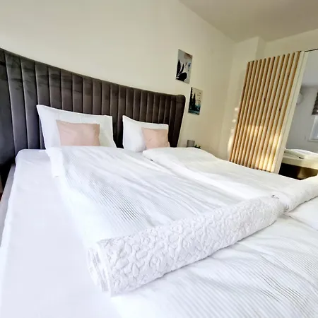 Infinity & Privat Garage Apartment Sarajevo