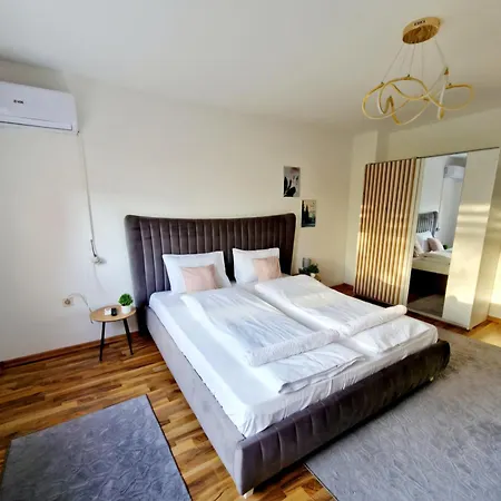 Infinity & Privat Garage *