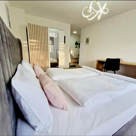 Infinity & Privat Garage