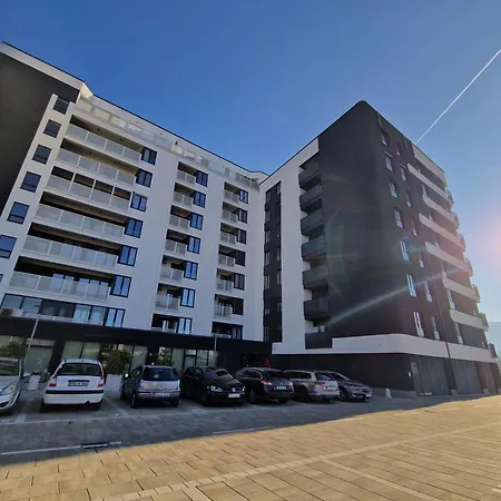 River Lux & Private Garage Saraybosna