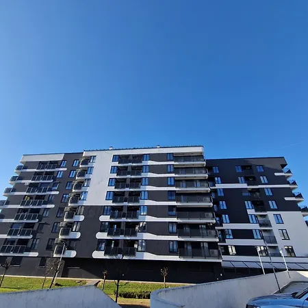 River Lux & Private Garage Daire Saraybosna