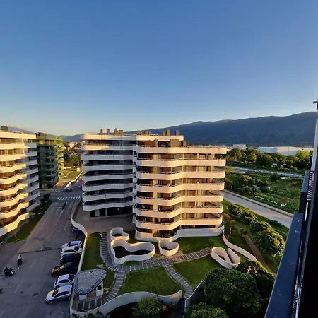 River Lux Residence & Private Garage شقة