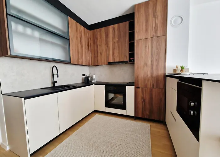 River Lux Residence & Private Garage شقة *